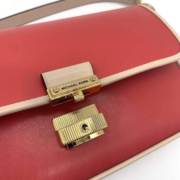 Michael Kors Bradshaw Shoulder Bag - Picture 6 of 12